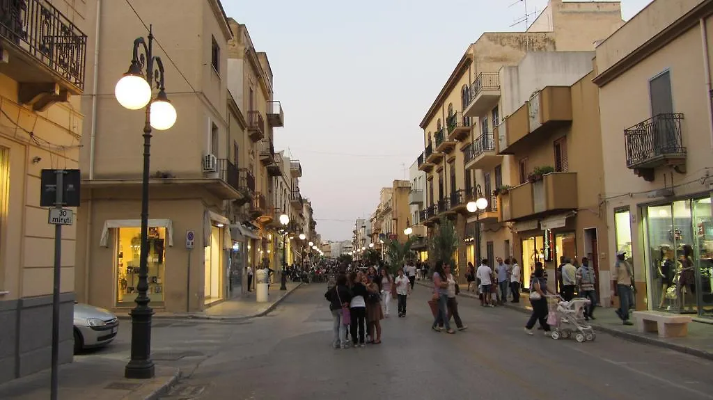 Appartamento Elegantissimo Sul Corso Principale Mazara del Vallo 0*,  Italy